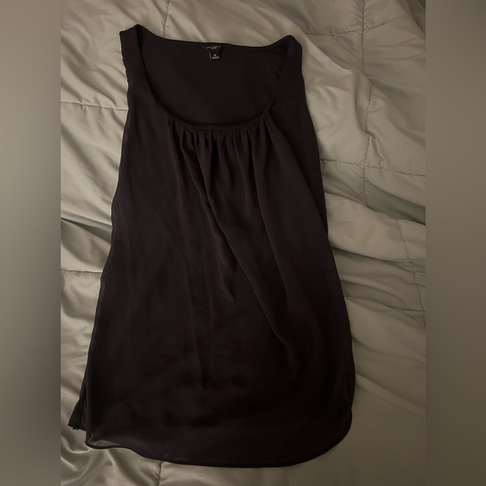 Women’s Ann Taylor dark purple sleeveless blouse
